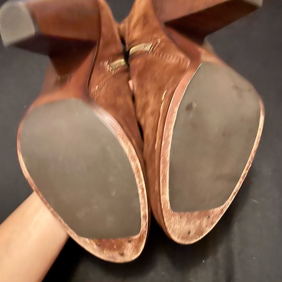 FRYE womens size 8.5 - Picture 7 of 9